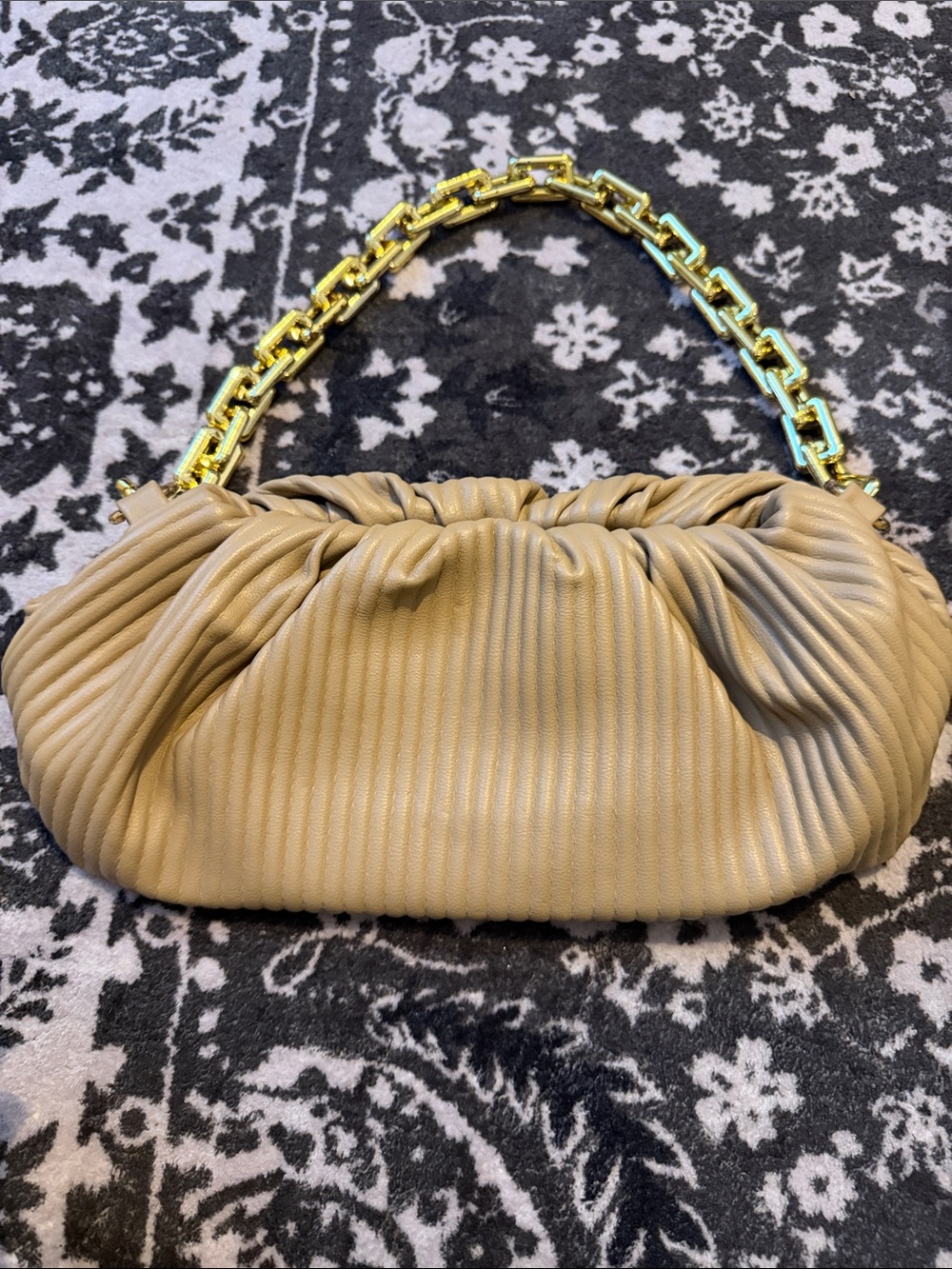 Elegant Pouch Shoulder Bag in Beige with Gold Chain